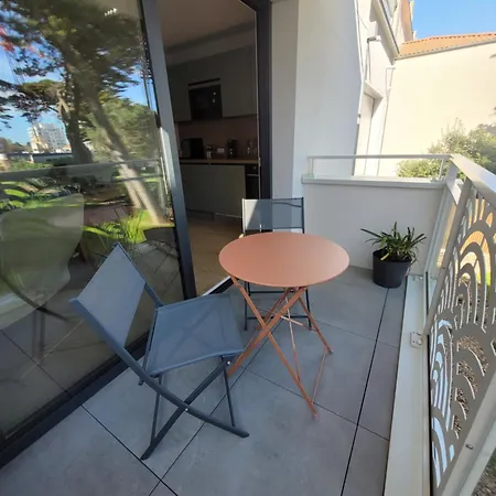 Appartement Agapanthe à 2 Pas Du Remblai *